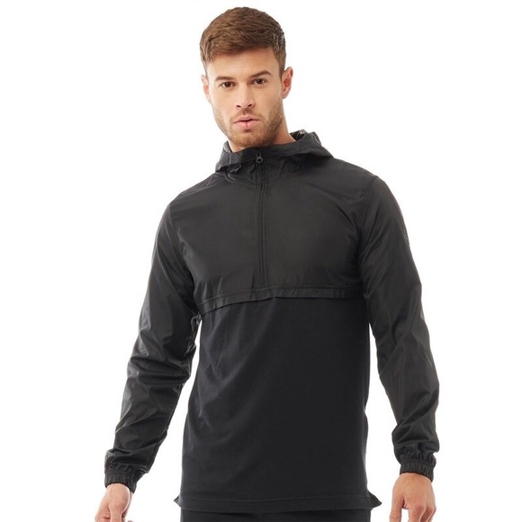 Under Armour Other - Under Armour lightweight woven 1/2 zip hoodie